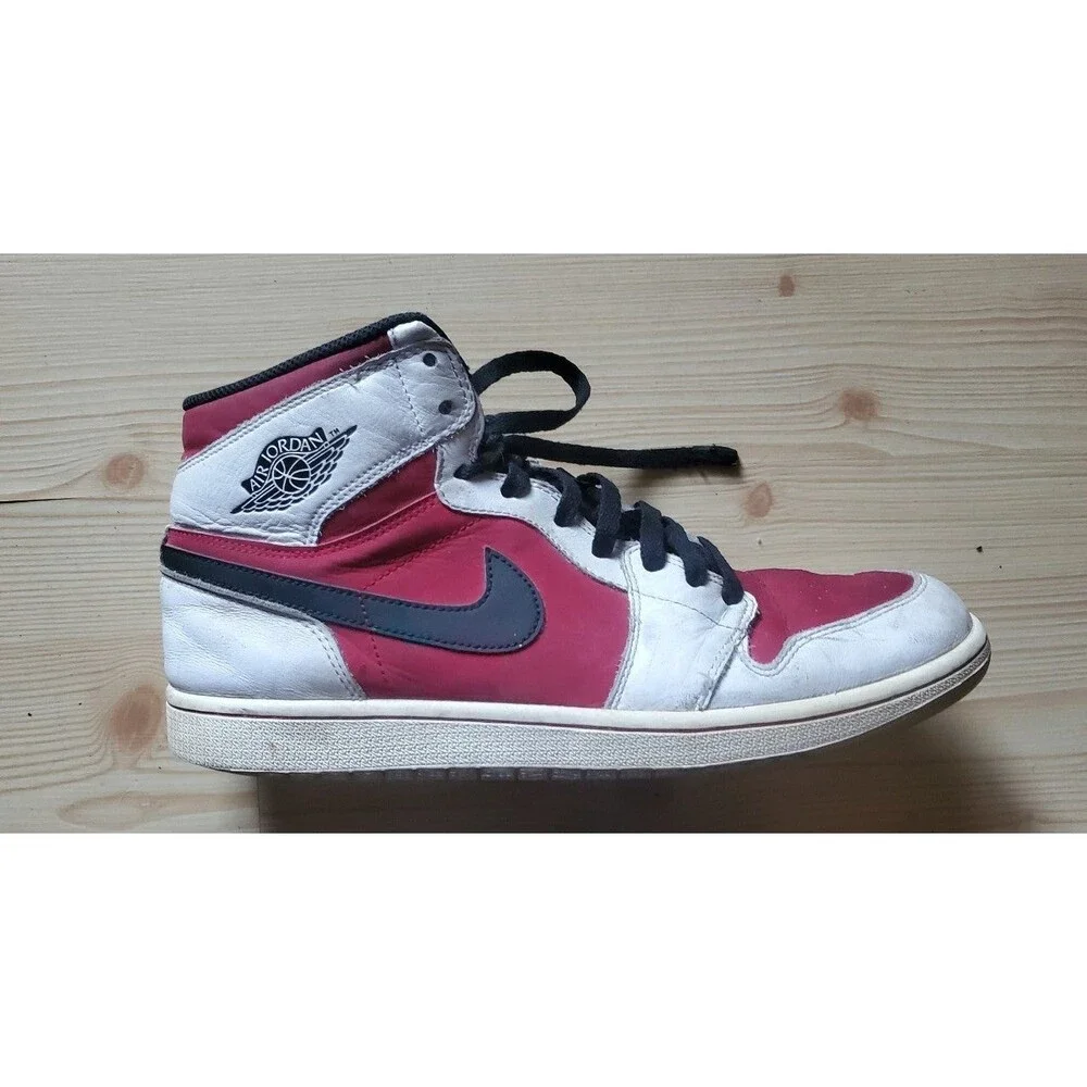 2014 Nike Air Jordan 1 Retro High OG Carmine Men’s Size 11 555088-123